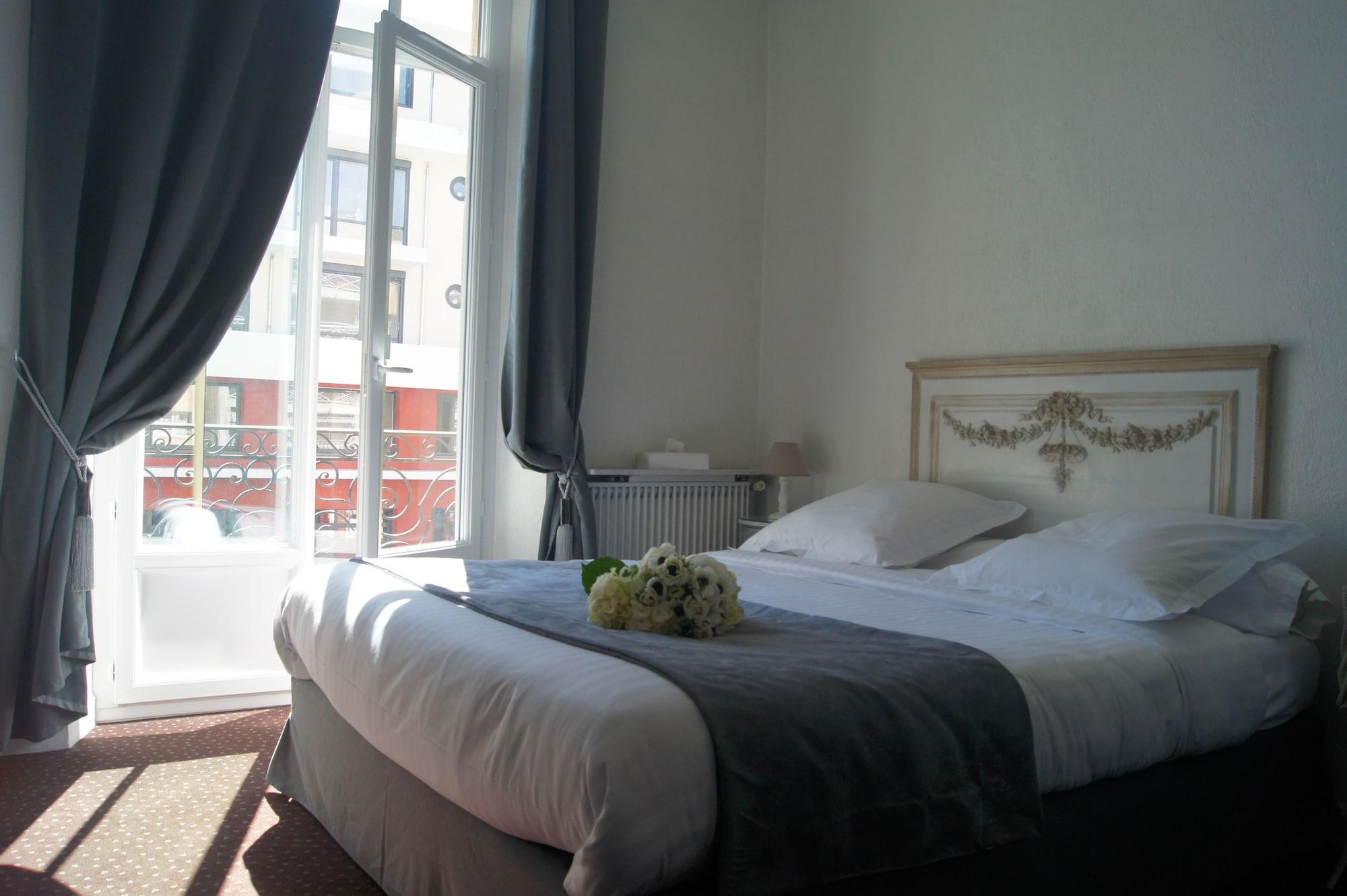 Ruc Hotel Канны Экстерьер фото